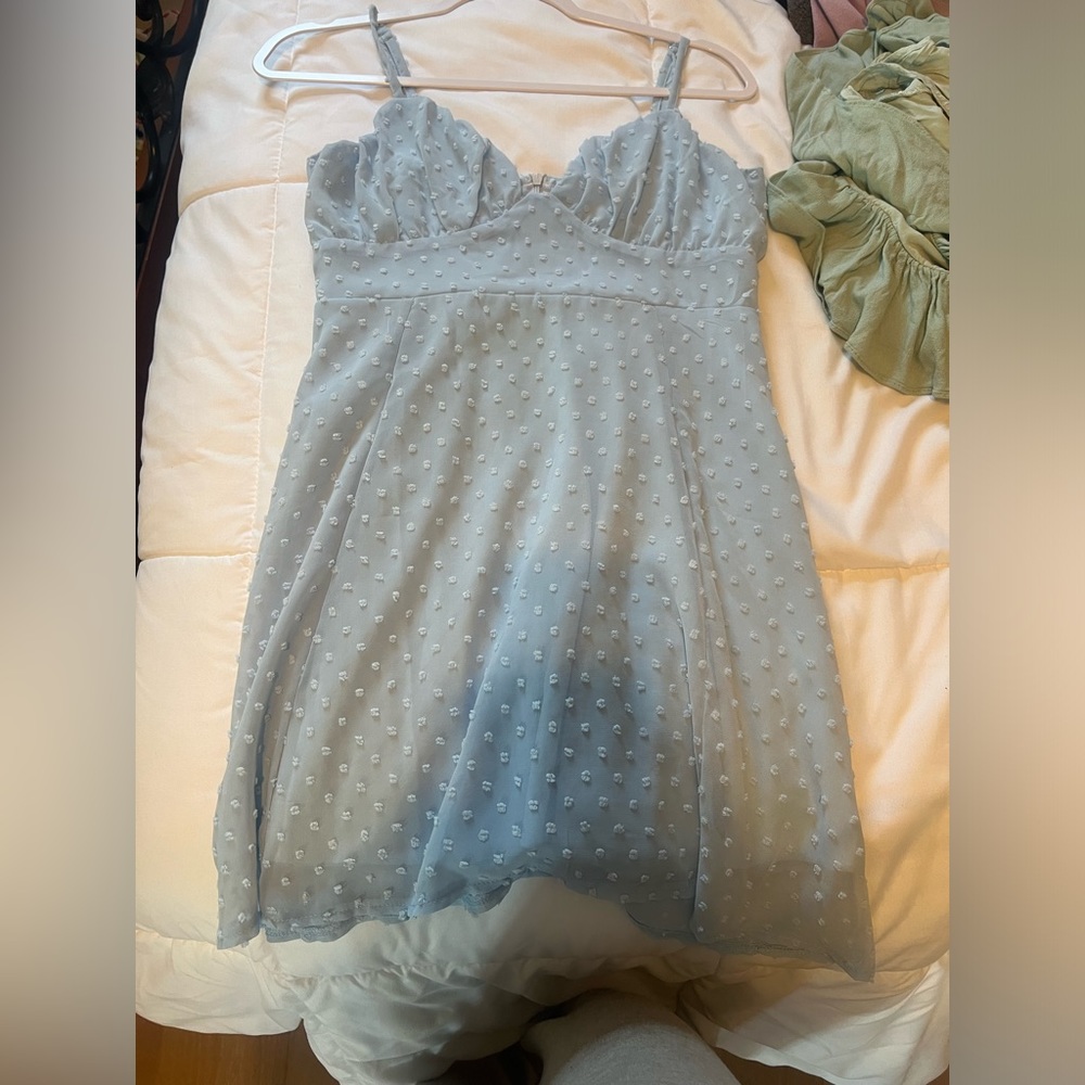 blue dress